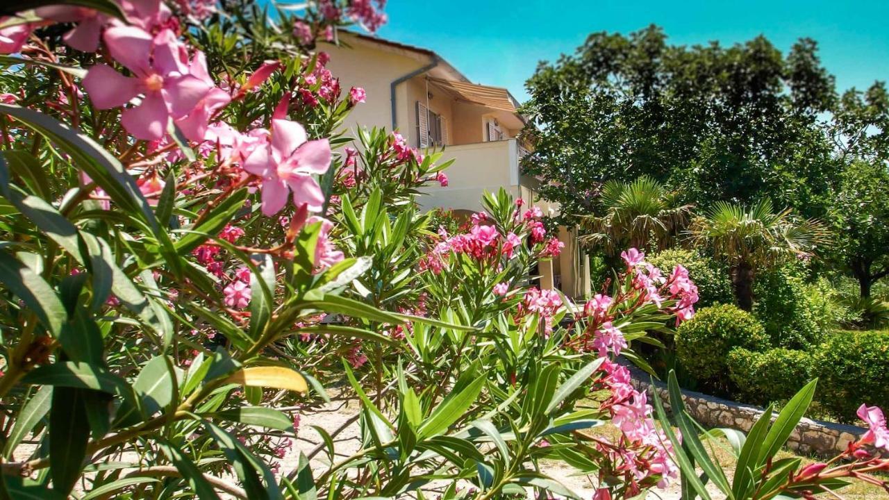 Adria Arba Apartments Rab Town Exterior foto